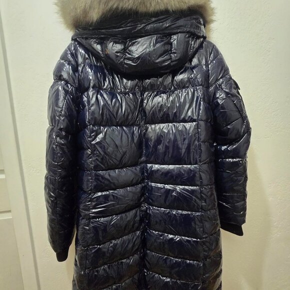 DKNY Long Quilted coated shell hooded coat - Picture 4 of 4